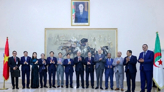 Vietnam and Algeria set ambitious goals for future cooperation