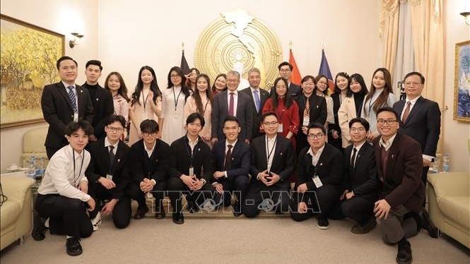 Creating a positive environment, expanding interaction space for Vietnamese students in Germany