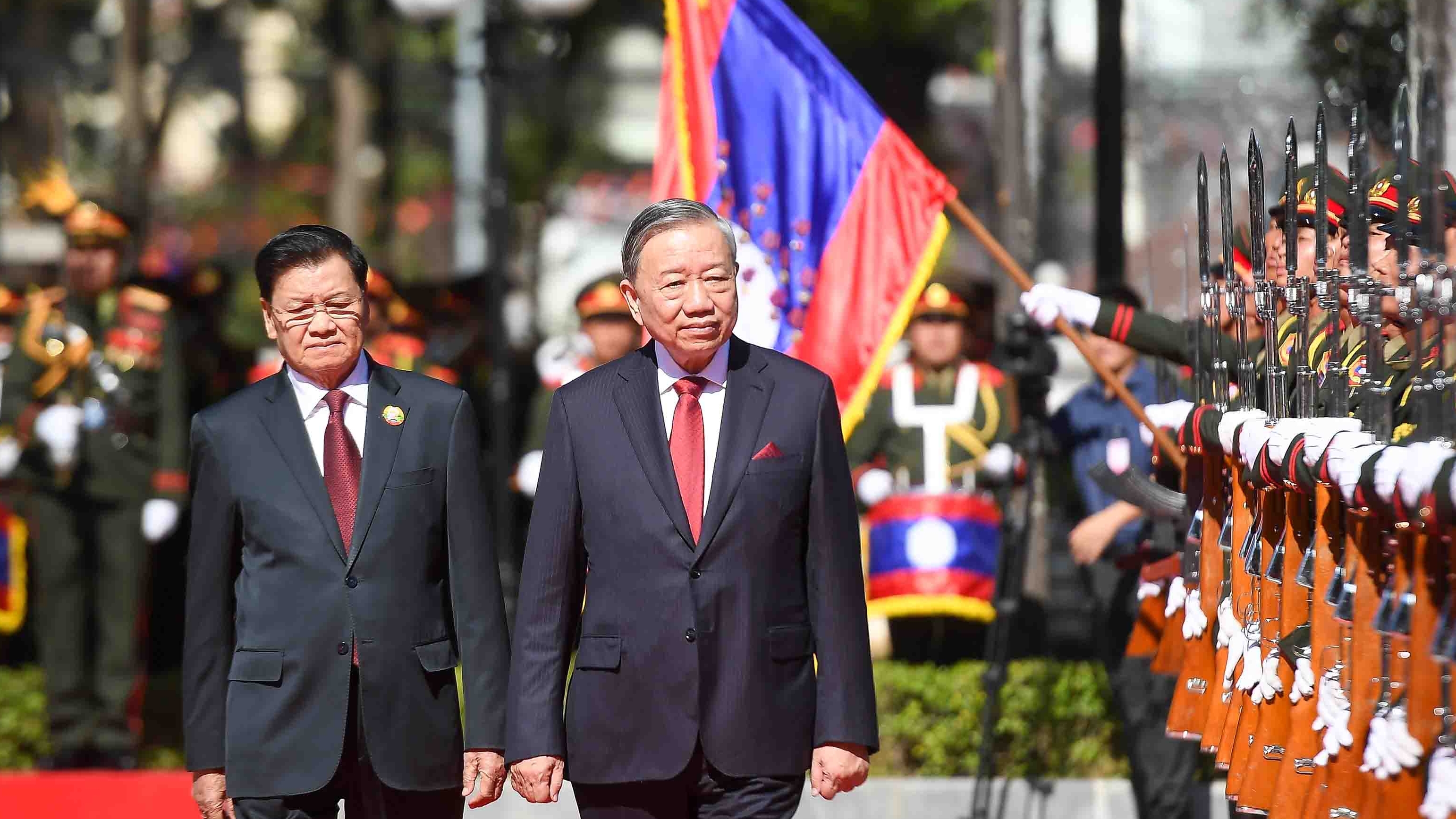 Vietnam, Laos adopt Joint Statement on occasion of General Secretary To Lam's state visit to Laos