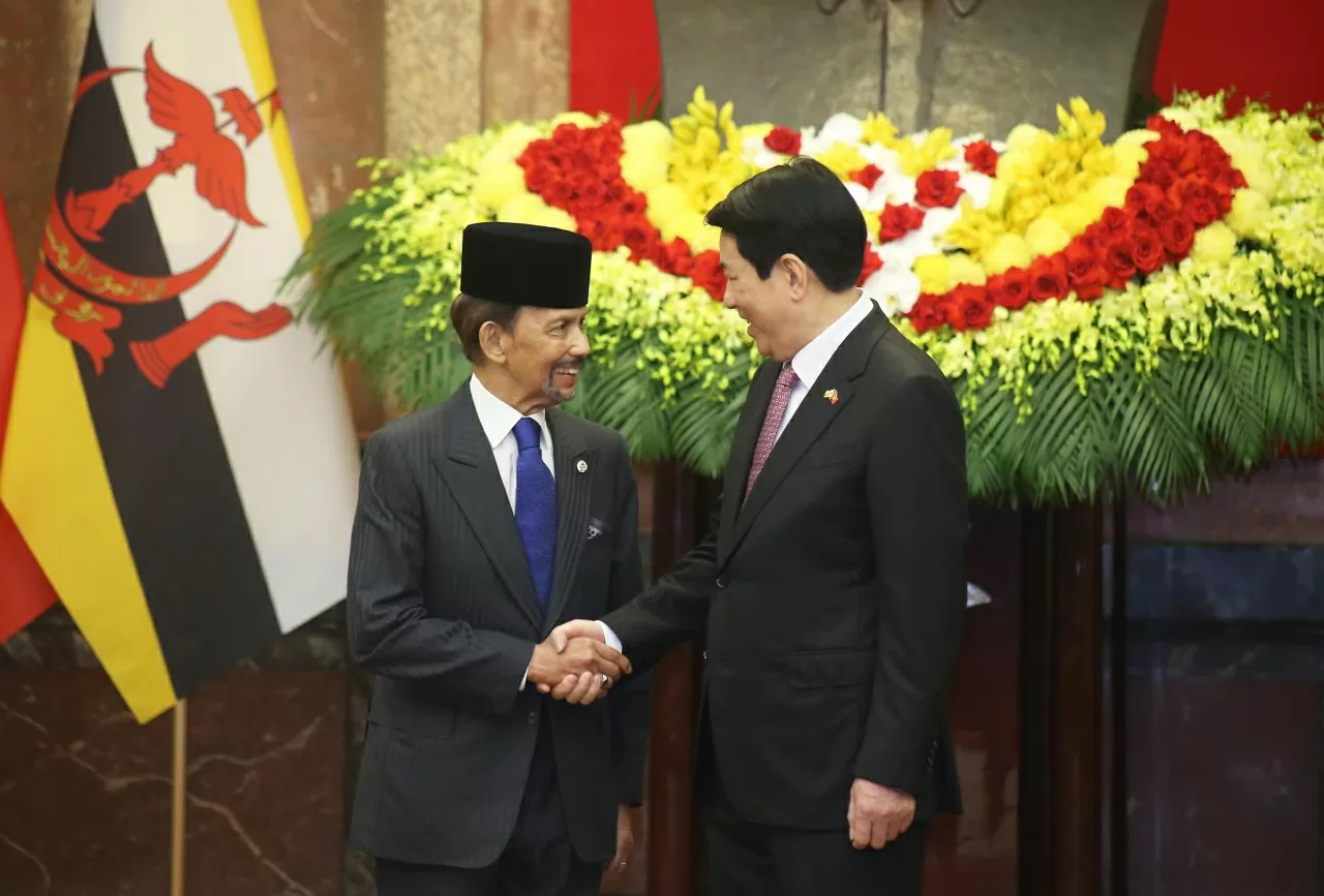 Welcome ceremony held for Brunei Darussalam's Sultan Haji Hassanal Bolkiah