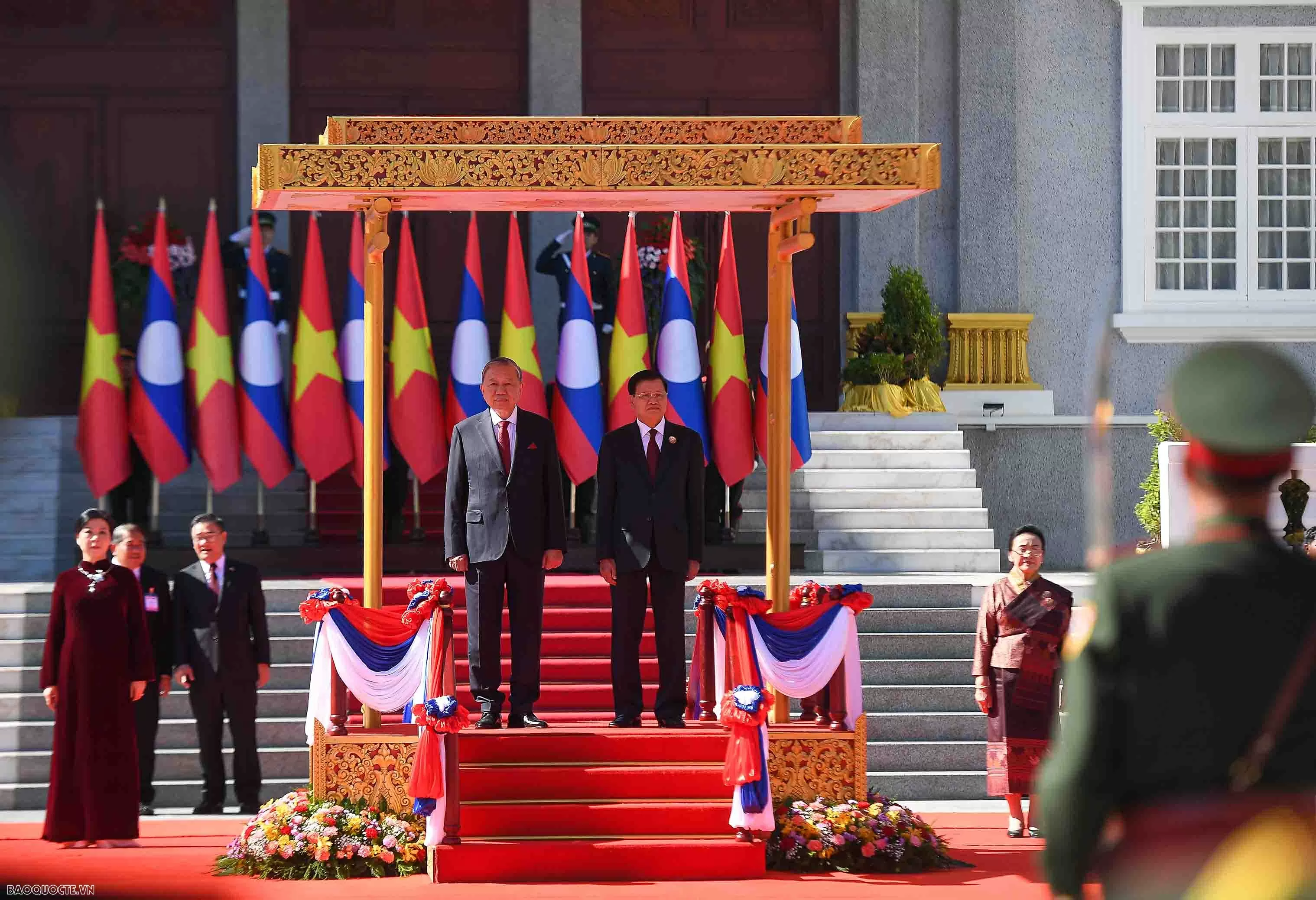 Welcome ceremony held for General Secretary To Lam and Spouse in Laos