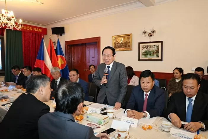 Hai Phong seeks cooperation opportunities, promotes bilateral investment with Czech Republic