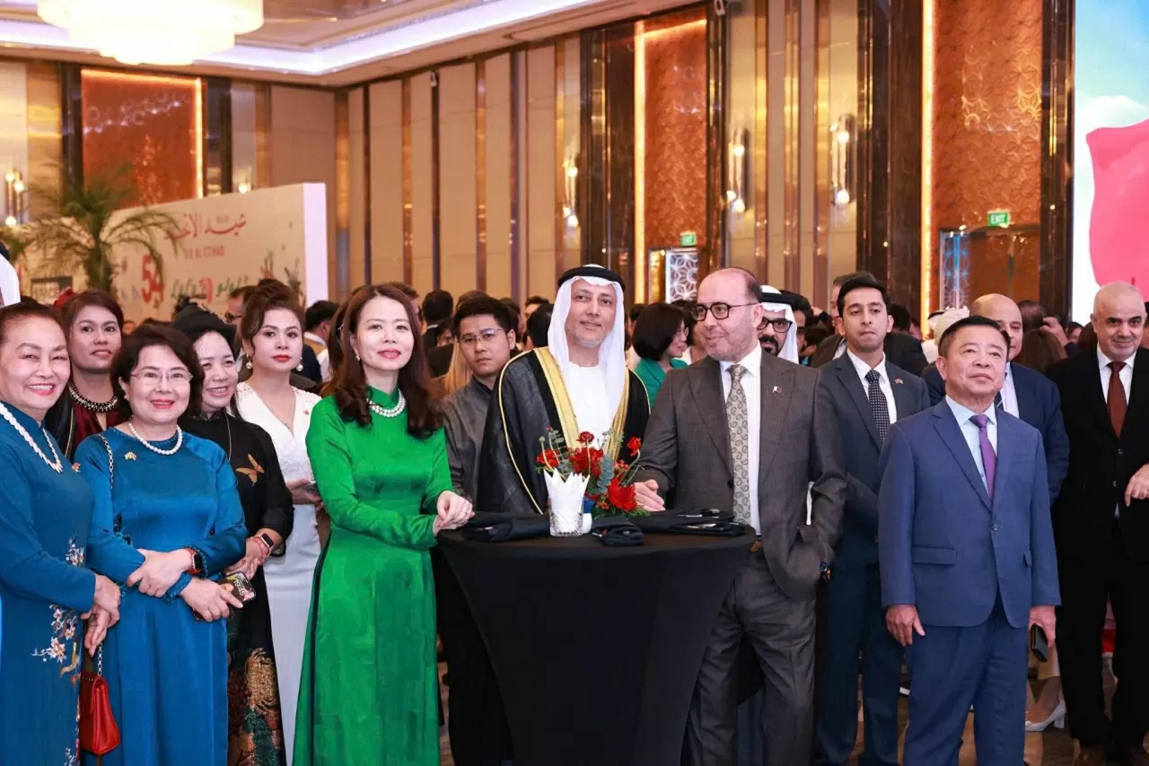 Deputy FM Nguyen Minh Hang attends ceremony marking 54th National Day of the United Arab Emirates in Hanoi Deputy FM Nguyen Minh Hang attends ceremony marking 54th National Day of the United Arab Emirates in Hanoi