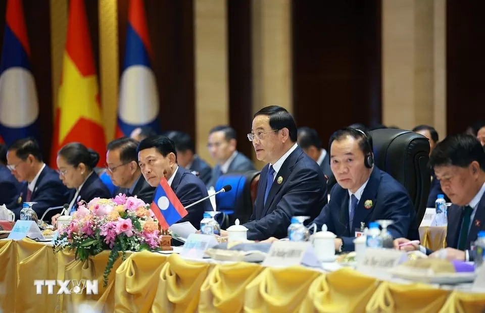 Vietnam, Laos Prime Ministers co-chair the 48th meeting of the Vietnam-Laos Intergovernmental Committee in Vientiane