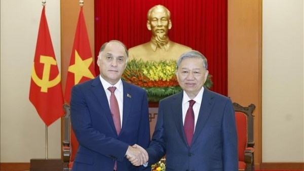 General Secretary To Lam receives Belarus Security Council Secretary