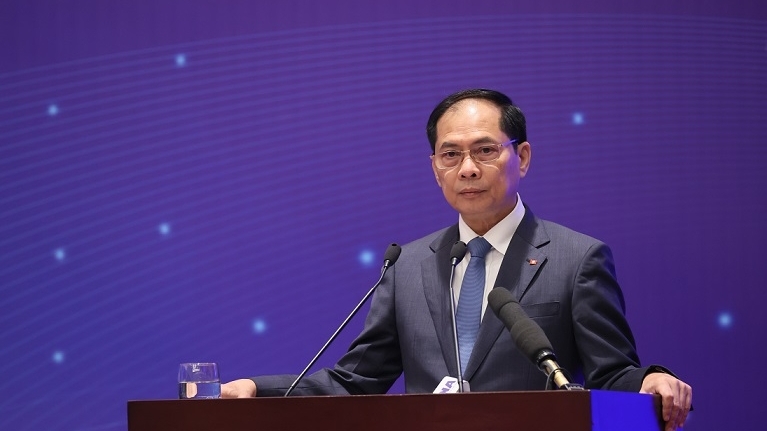 Deputy PM Bui Thanh Son: Cooperation with foreign NGOs is an indispensable part of the national development strategy