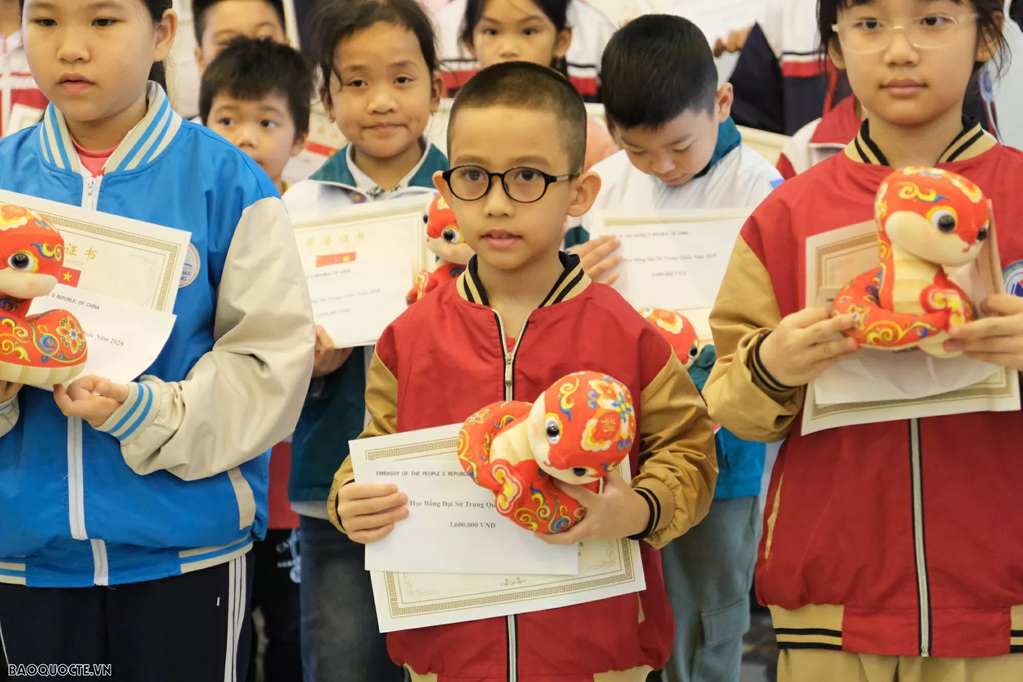 Strengthening Vietnam-China friendship through the thread of education Strengthening Vietnam-China friendship through the thread of education