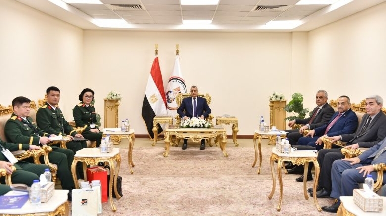 Vietnam-Egypt boost cooperation in defense industry