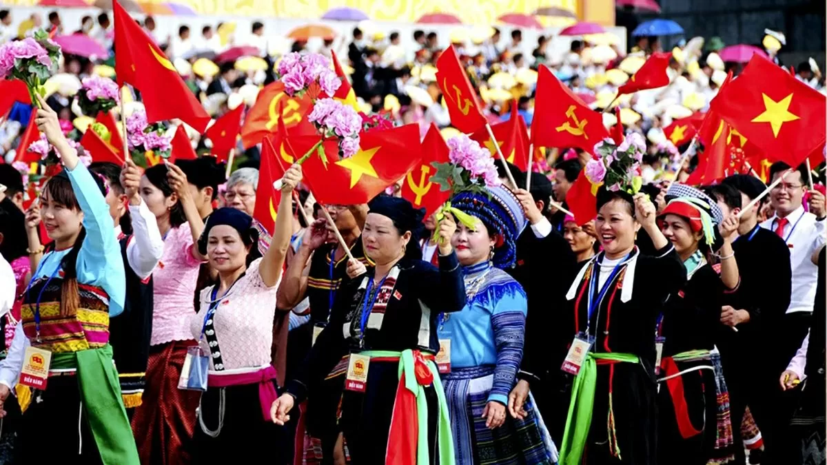 Vietnam realizes development aspirations in the digital era with people at the centre Vietnam realizes development aspirations in the digital era with people at the centre