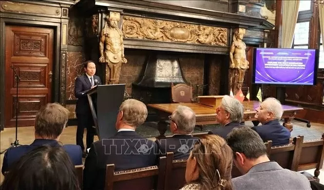 Secretary of the Hai Phong Party Committee Le Tien Chau speaks at the seminar on exploring new-generation investment destinations in the port city. Secretary of the Hai Phong Party Committee Le Tien Chau speaks at the seminar on exploring new-generation investment destinations in the port city.