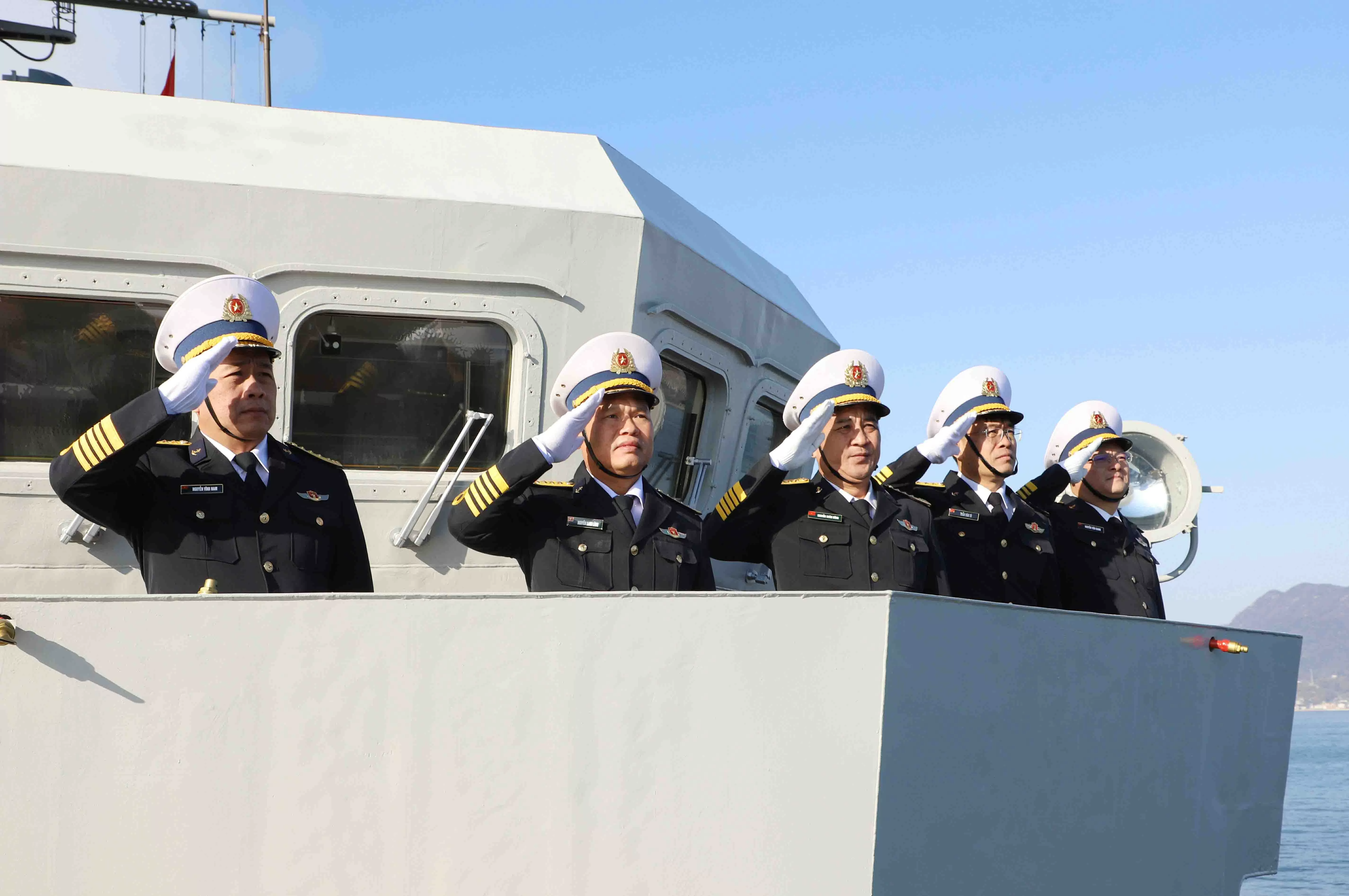 Vessel 015-Tran Hung Dao docks at Kure Port, beginning courtesy visit to Japan