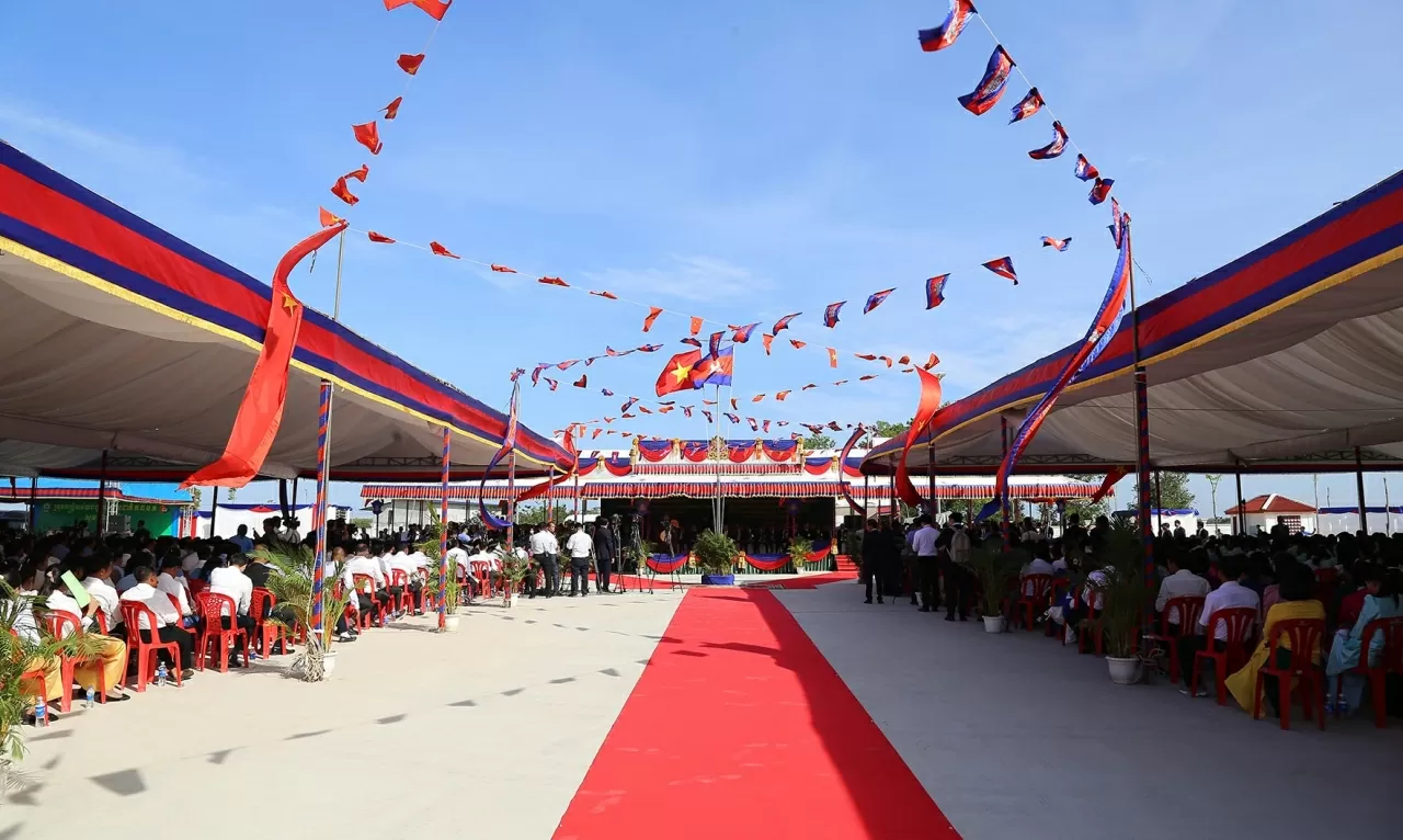 Prime Minister Pham Minh Chinh and Prime Minister Hun Manet inaugurate Tan Nam - Meun Chey International Border Gate Pair