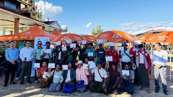 Vietnamese Embassy's charity trip to support the people of Myanmar in South Shan State