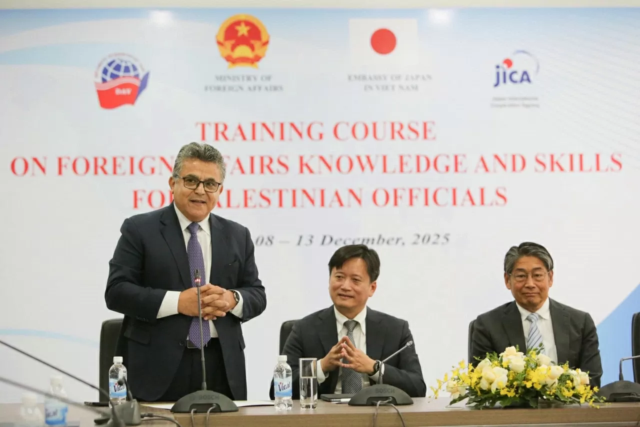 DAV inaugurates short-term Foreign Affairs Training Program for Palestinian officials DAV inaugurates short-term Foreign Affairs Training Program for Palestinian officials