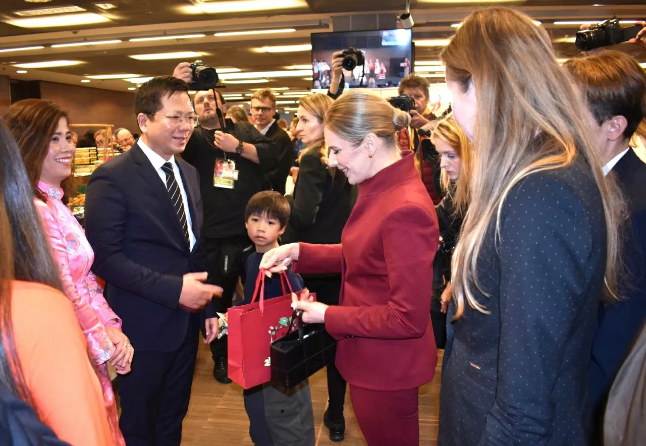 The beauty of Vietnam at the International Charity Bazaar in Poland
