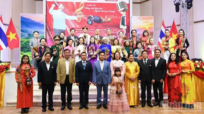 Final round of 'Overseas Vietnamese Singing – Homeland Affection' in Thailand Final round of 'Overseas Vietnamese Singing – Homeland Affection' in Thailand