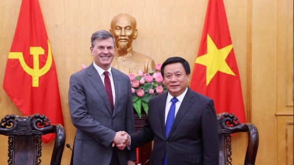 HCMA President, Russian Academy Rector discuss cooperation on Vietnam’s personnel competency assessment