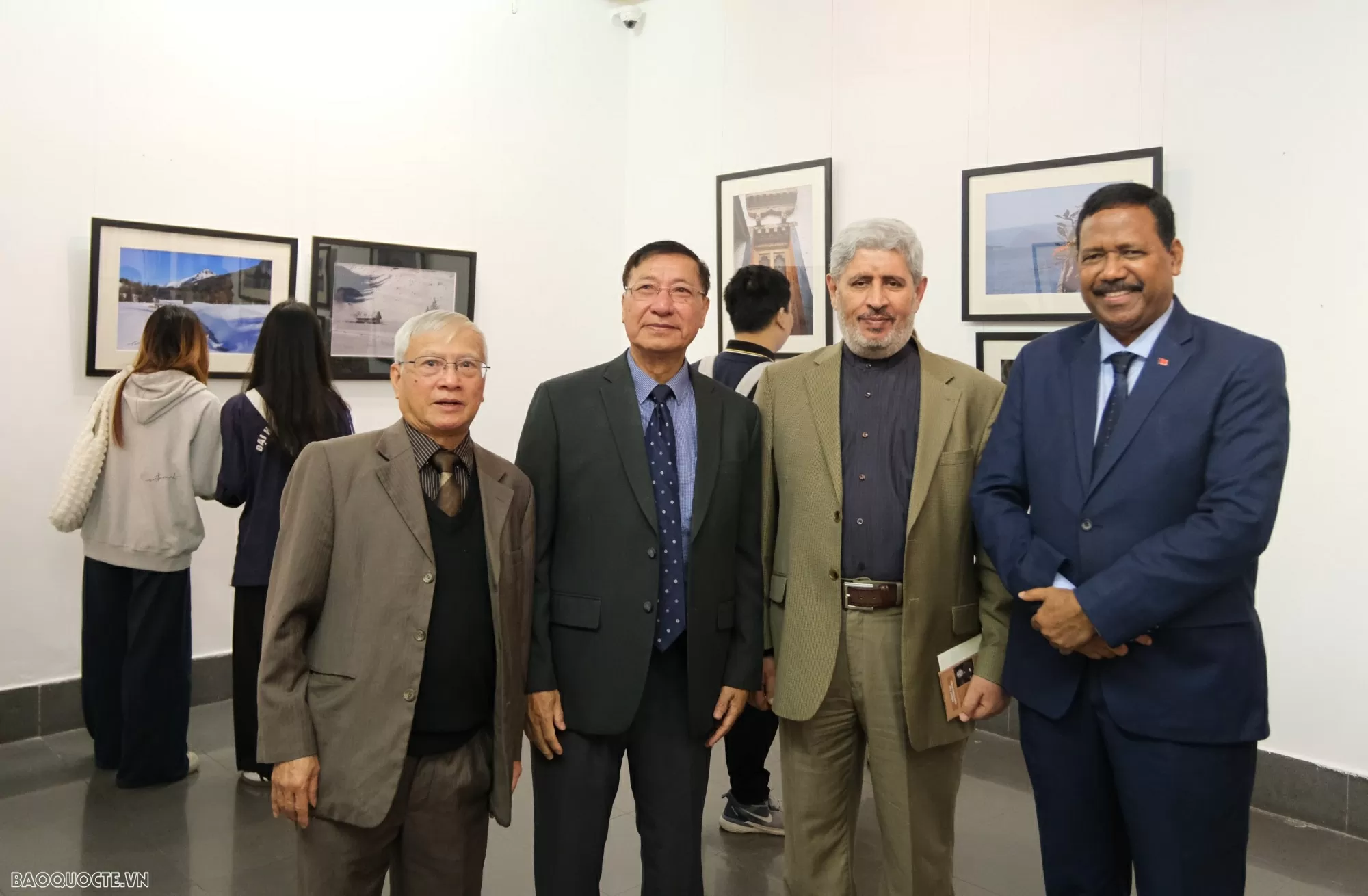 Photo Exhibition: Vietnam through the eyes of a Philippine diplomat Photo Exhibition: Vietnam through the eyes of a Philippine diplomat