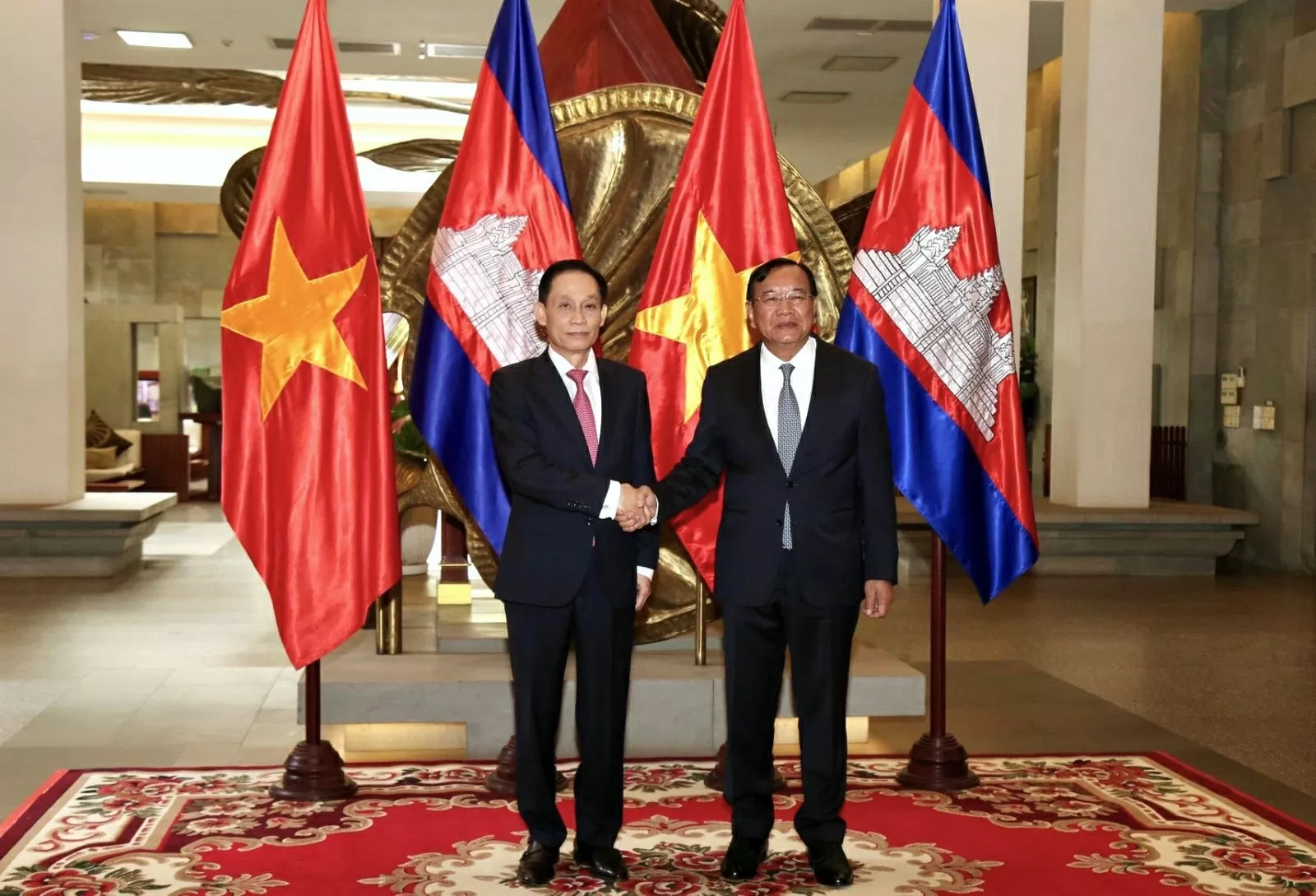 Vietnam-Cambodia Joint Commission on Economic, Cultural, Scientific and Technical Cooperation holds 21st meeting Vietnam-Cambodia Joint Commission on Economic, Cultural, Scientific and Technical Cooperation holds 21st meeting