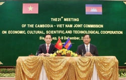 Vietnam-Cambodia Joint Commission on Economic, Cultural, Scientific and Technical Cooperation holds 21st meeting