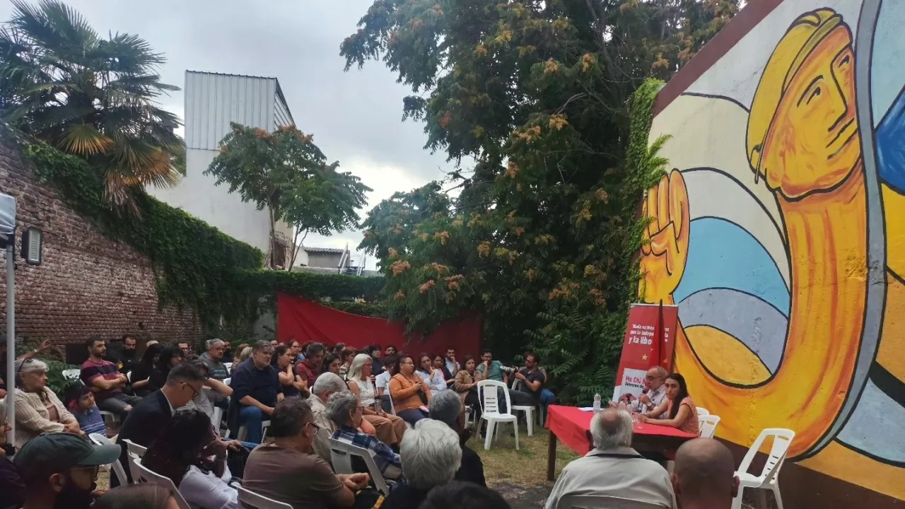 Publication of President Ho Chi Minh's Anthology contributes to expanding Vietnam-Uruguay friendship