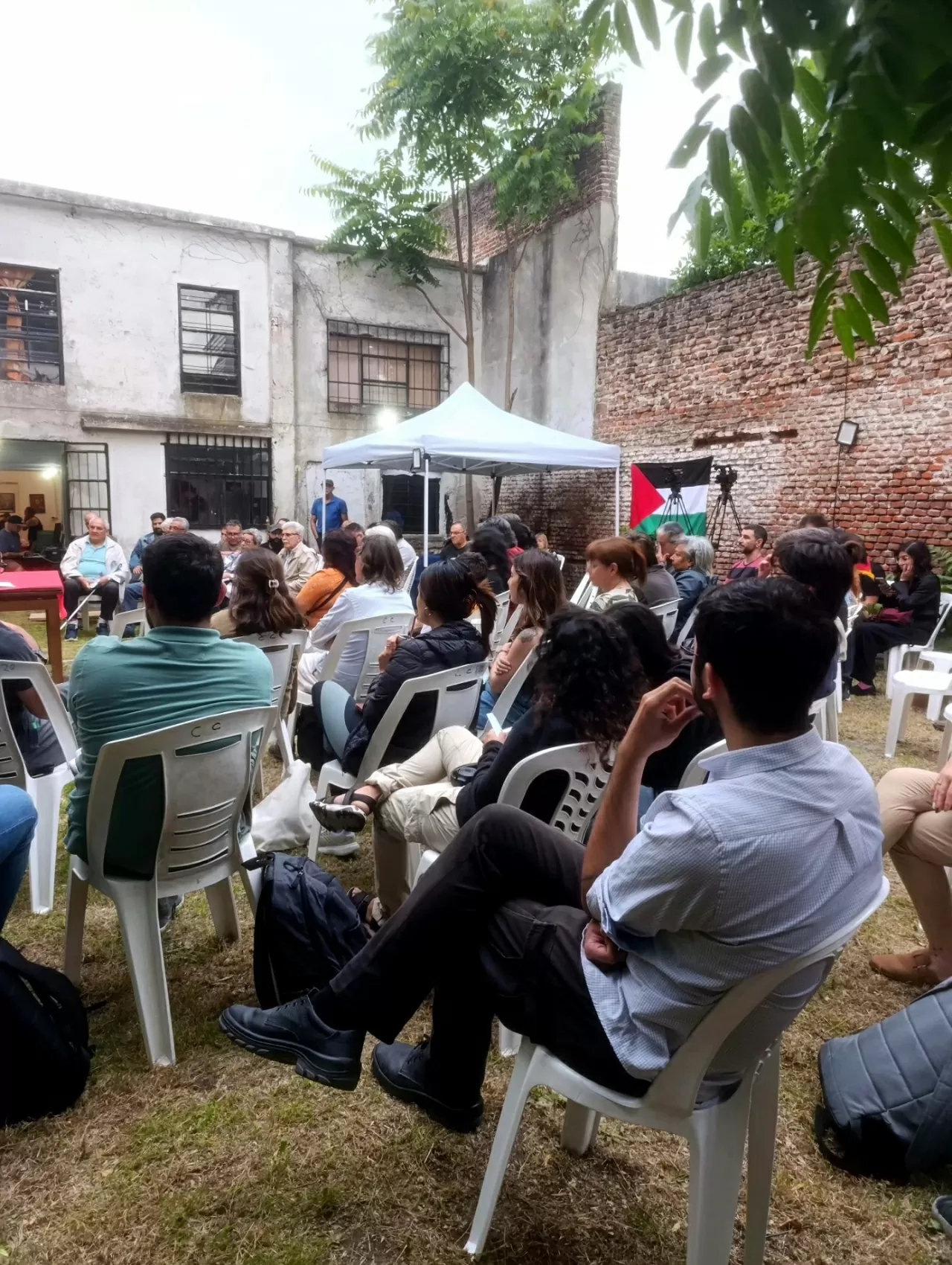 Publication of President Ho Chi Minh's Anthology contributes to expanding Vietnam-Uruguay friendship