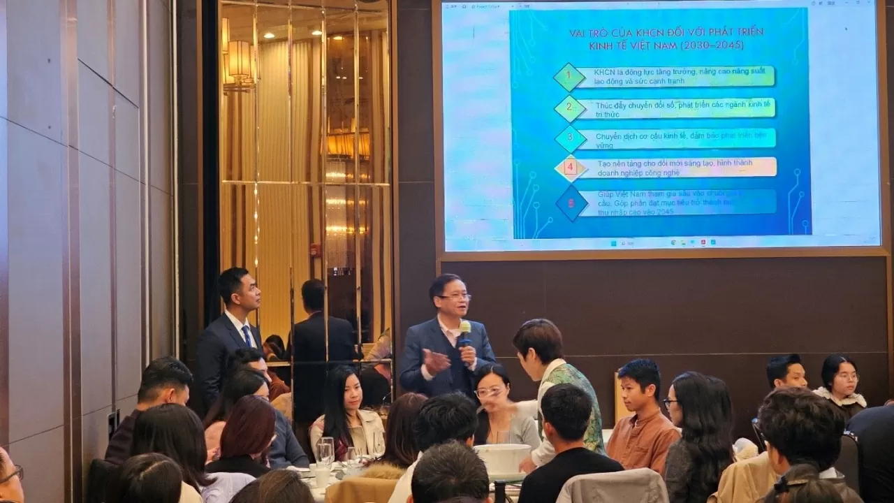 Consulate General in San Francisco actively promotes knowledge and technology cooperation between Vietnam and Silicon Valley