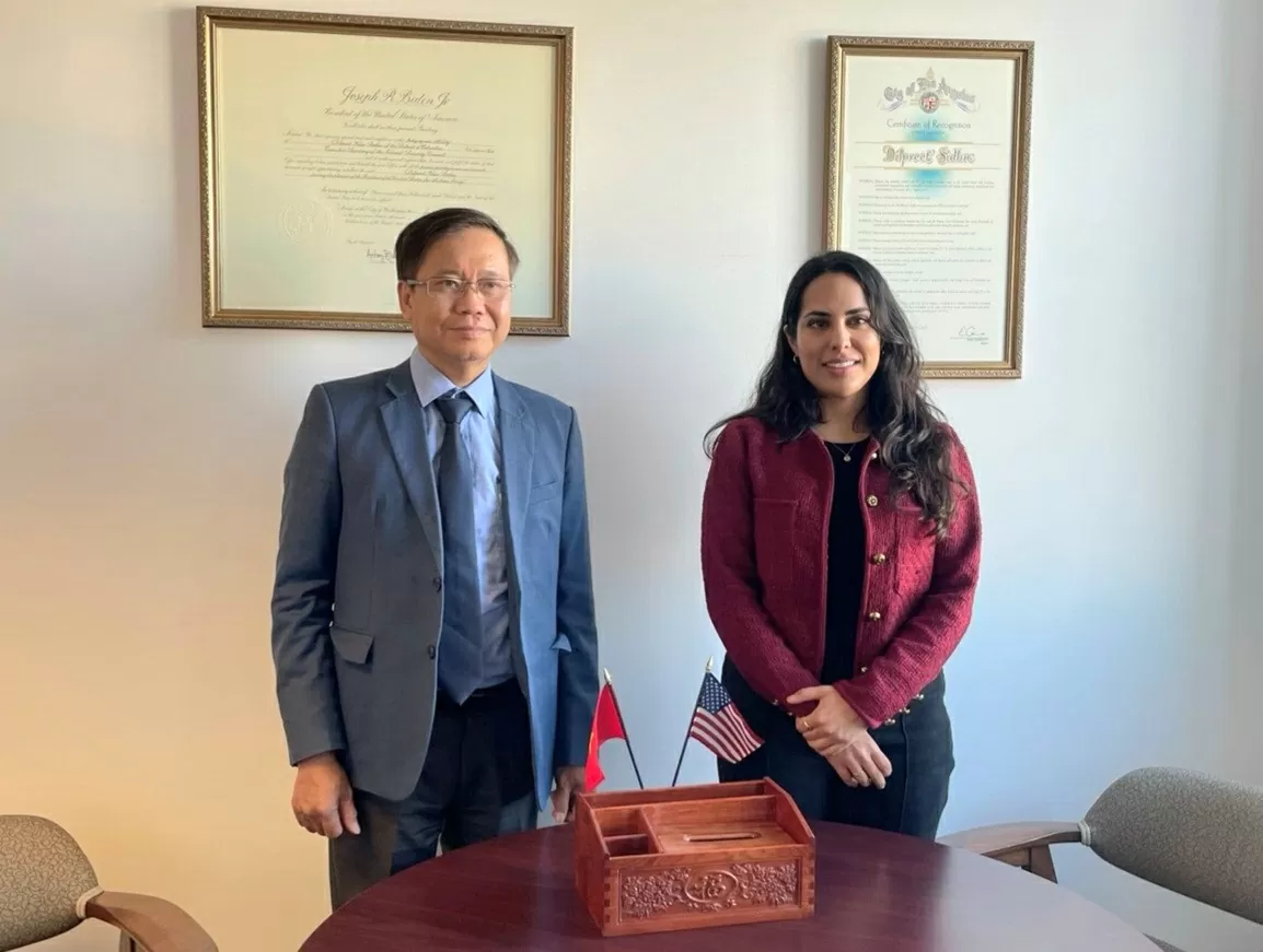 Promoting cooperation between Los Angeles (USA) and Vietnam in a new era Promoting cooperation between Los Angeles (USA) and Vietnam in a new era