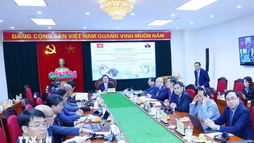 Vietnam, Cuba exchange theoretical views on Party’s leadership in macroeconomic stability: Seminar