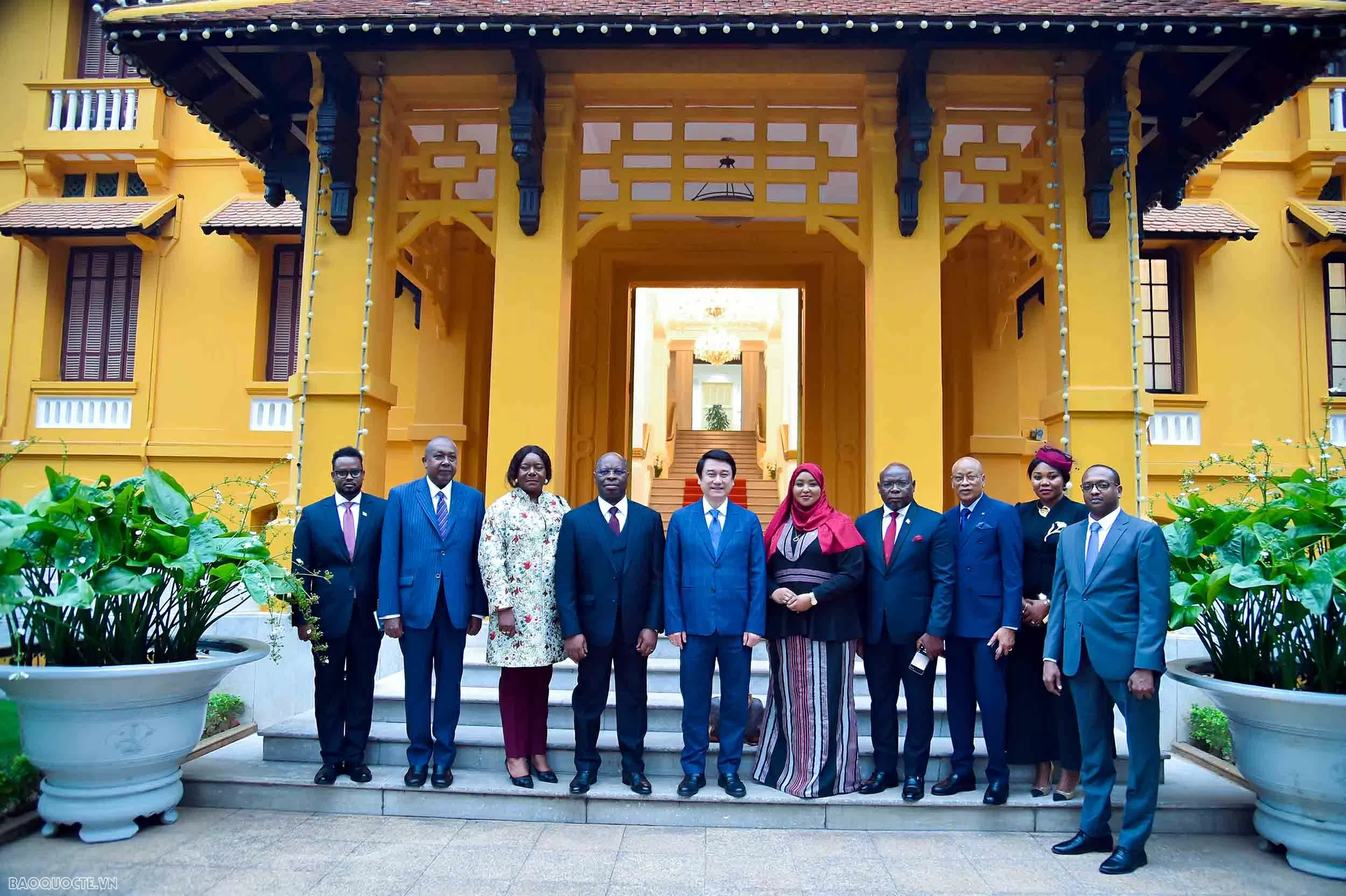 Deputy FM Le Anh Tuan receives Non-Resident African Ambassadors to Vietnam Deputy FM Le Anh Tuan receives Non-Resident African Ambassadors to Vietnam