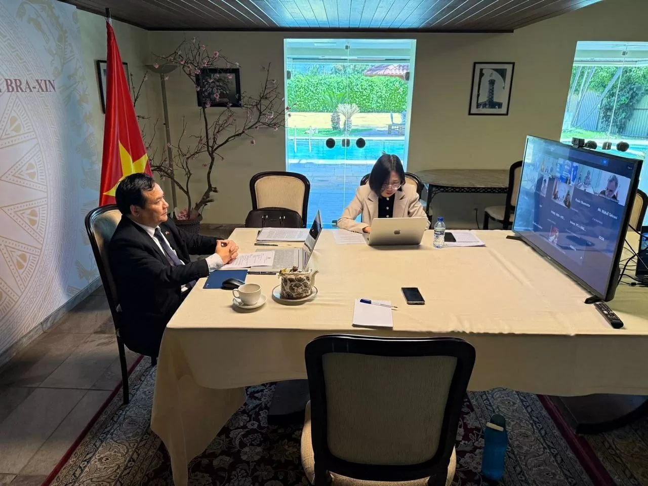 Friends and partners in Brazil launch emergency support for Central Vietnam Friends and partners in Brazil launch emergency support for Central Vietnam