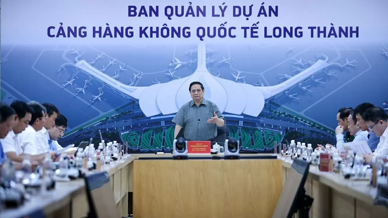 Prime Minister requests greater efforts to operate Long Thanh International Airport on schedule