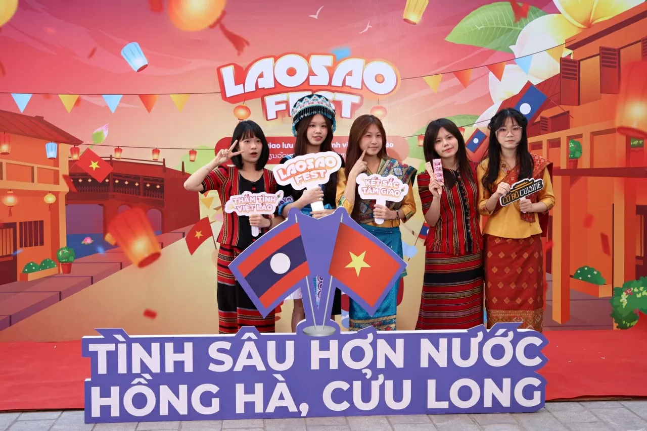 Young generation contributes to fostering the great friendship and special solidarity between Vietnam and Laos