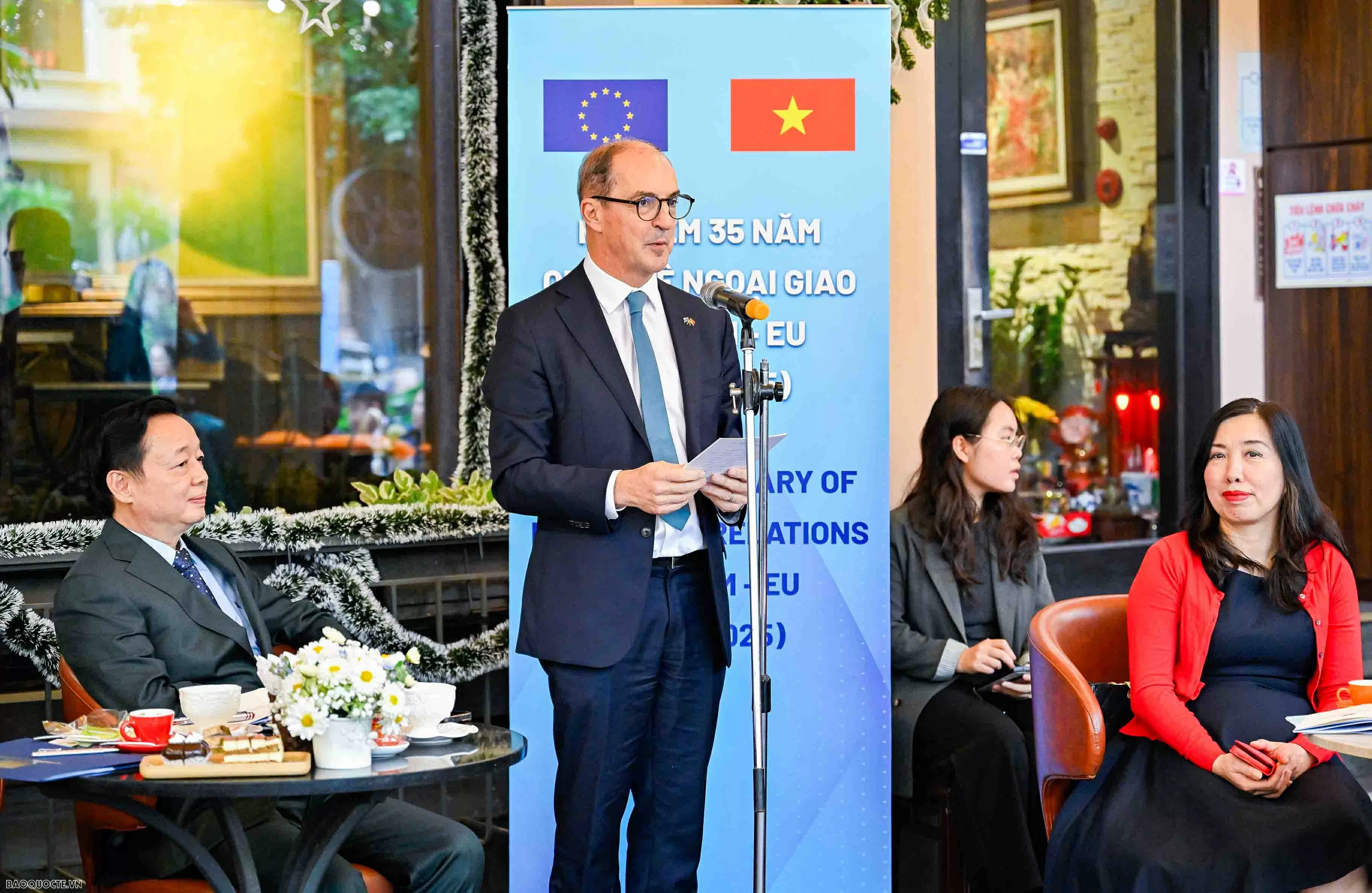 Deputy Prime Minister Tran Hong Ha receives EU diplomats in Vietnam