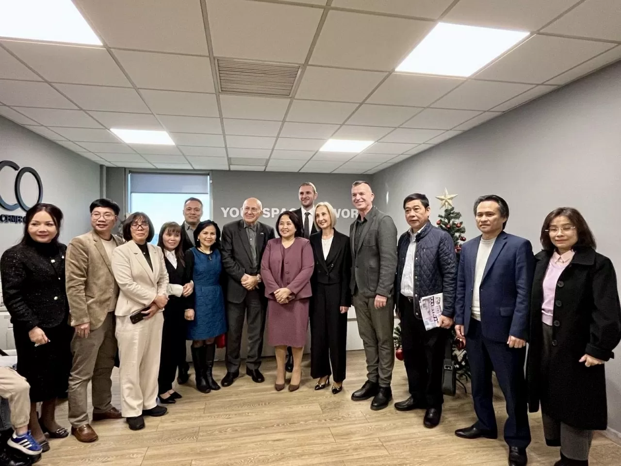 Vietnam-Greece connect and collaborate in labour sector