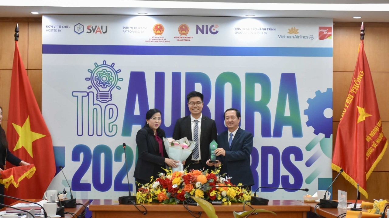 Honoring the scientific creativity of young Vietnamese in Australia