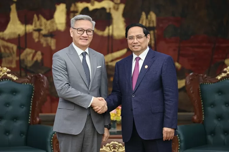 Prime Minister Pham Minh Chinh receives Lao Foreign Minister, lauds effective cooperation between the Foreign Ministries of Vietnam and Laos