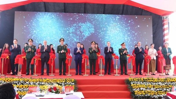 Inauguration of the International Solidarity and Friendship Symbol Area at the Vietnam Military History Museum