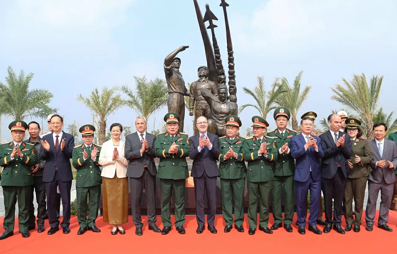 Inauguration of the International Solidarity and Friendship Symbol Area at the Vietnam Military History Museum