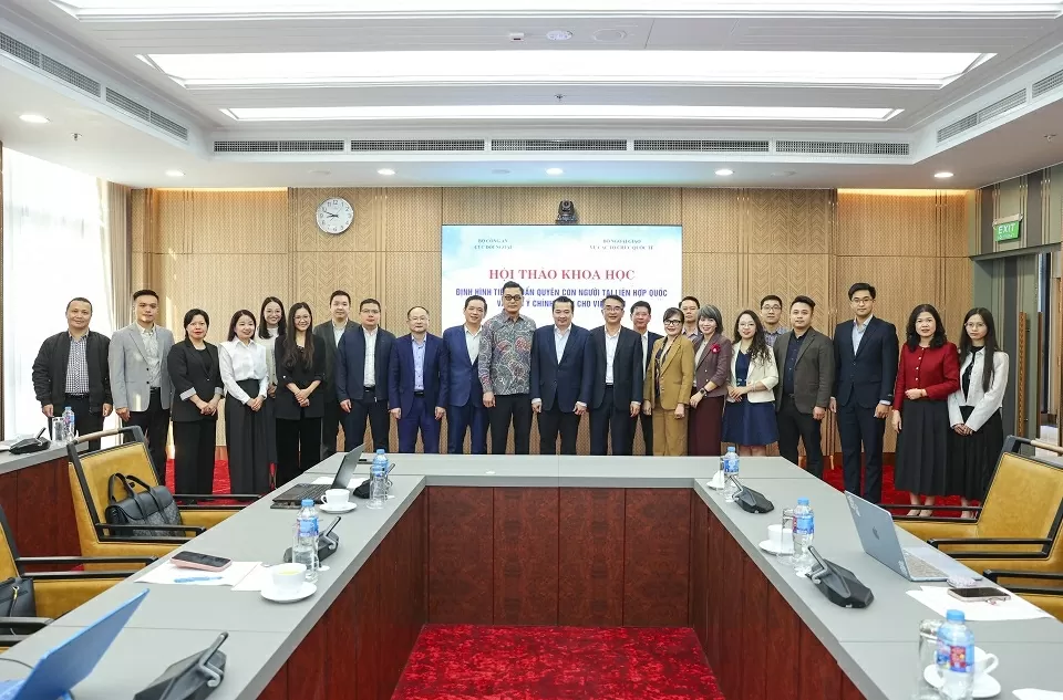 Shaping new human rights standards at the United Nations and policy implications for Vietnam Shaping new human rights standards at the United Nations and policy implications for Vietnam