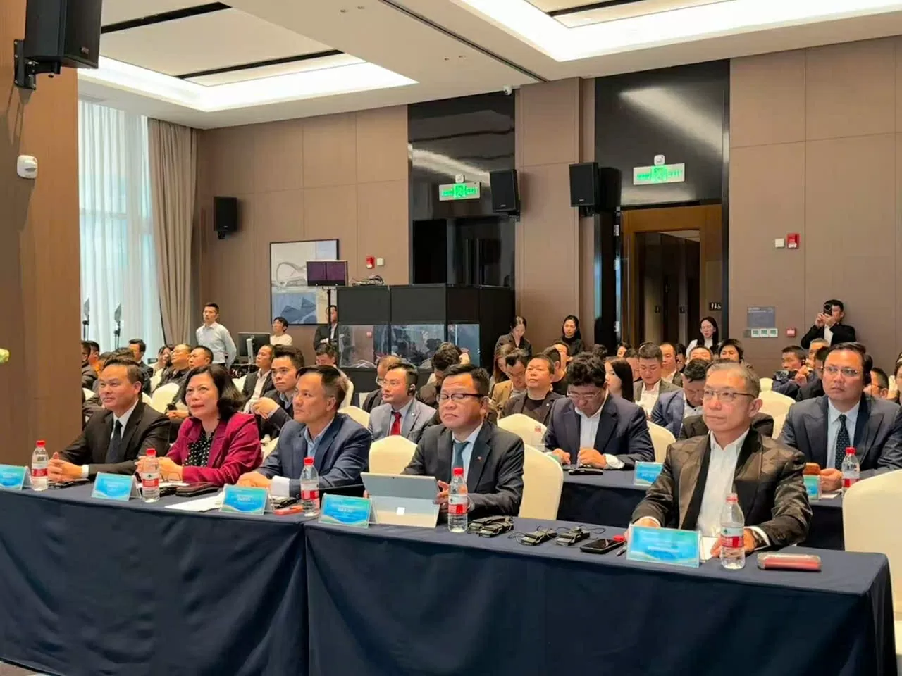 Delegation from Quang Ninh Economic Zone Authority visits Guangxi, China