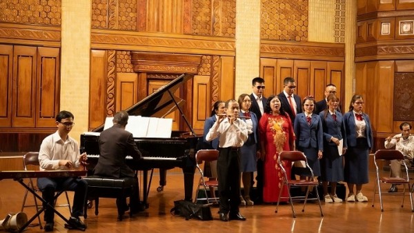 HOPE Ensemble: Concert for Peace, Friendship, and Christmas-New Year Wishes