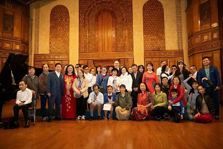 HOPE Ensemble: Concert for Peace, Friendship, and Christmas-New Year Wishes