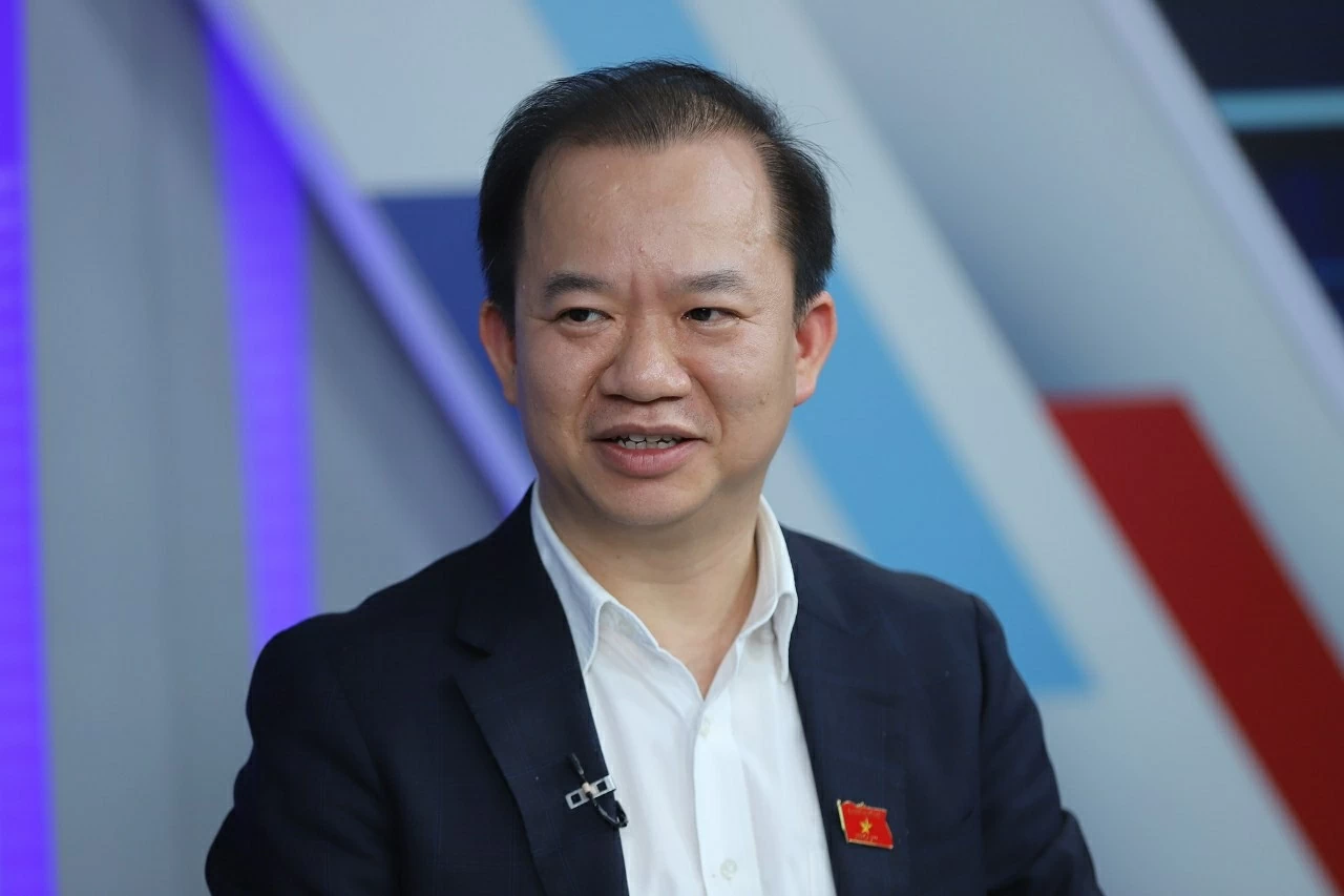 Bringing Dong Ho Folk Woodblock Painting to the World Bringing Dong Ho Folk Woodblock Painting to the World