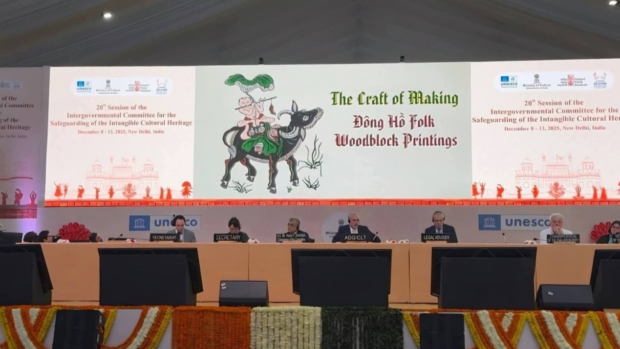 Bringing Dong Ho Folk Woodblock Painting to the World