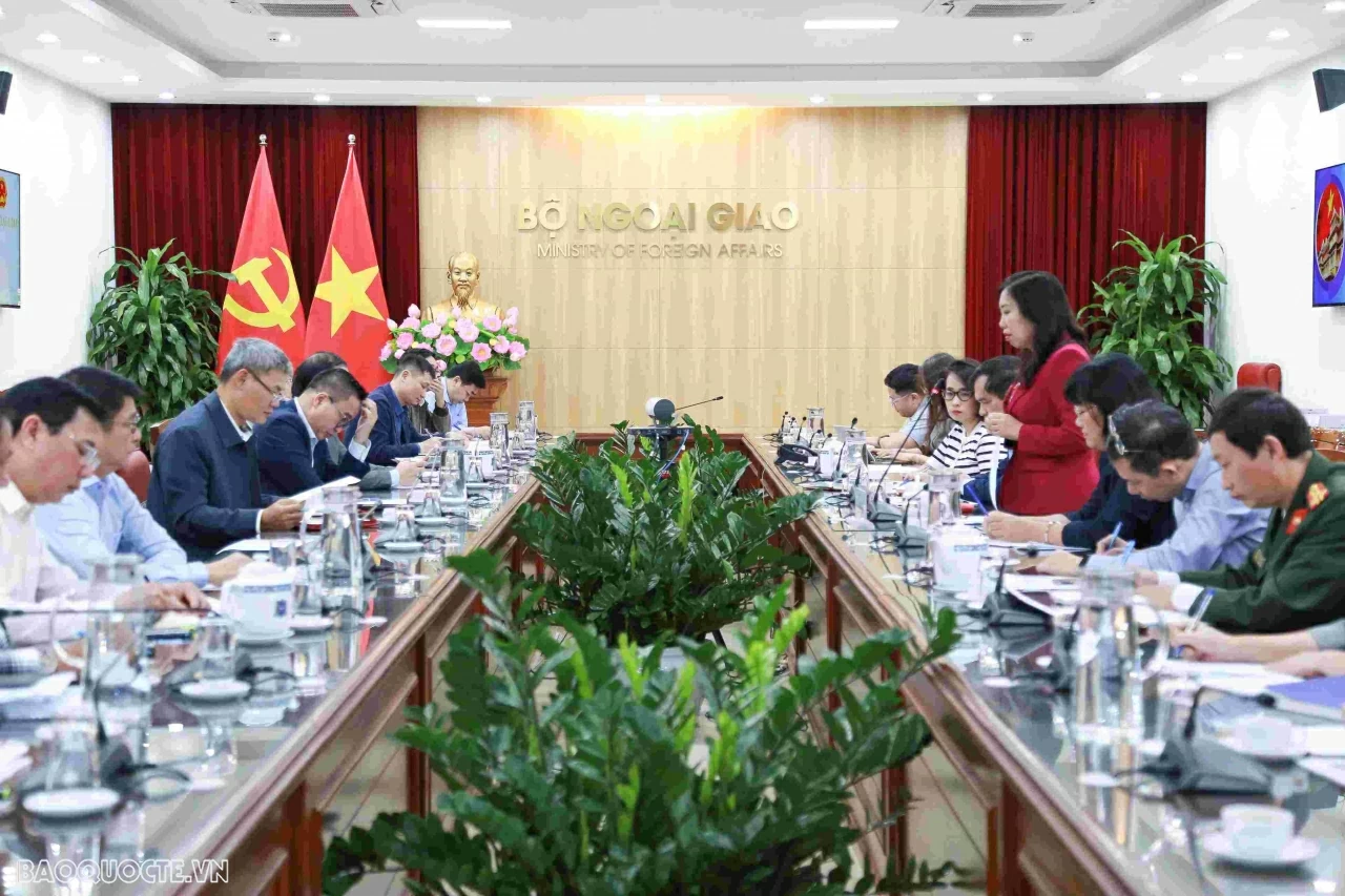 Deputy FM Le Thi Thu Hang launches preparation roadmap for APEC Year 2027 communication and cultural activities Deputy FM Le Thi Thu Hang launches preparation roadmap for APEC Year 2027 communication and cultural activities