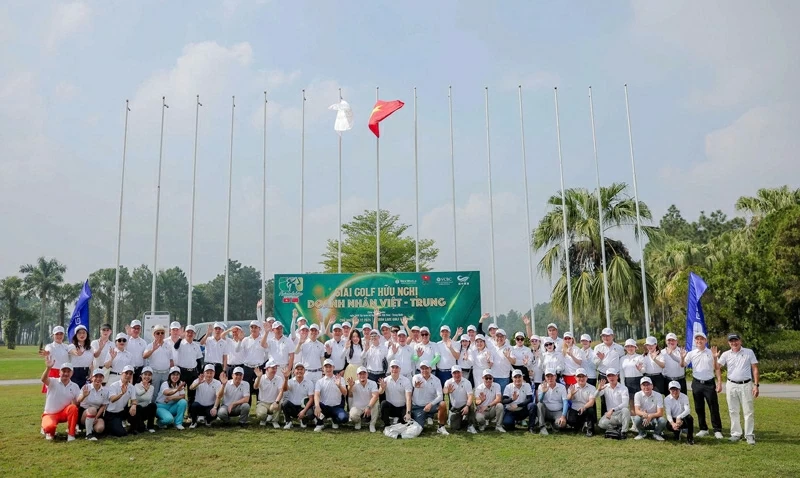 When Swings Connect the Vietnamese – Chinese Business Community