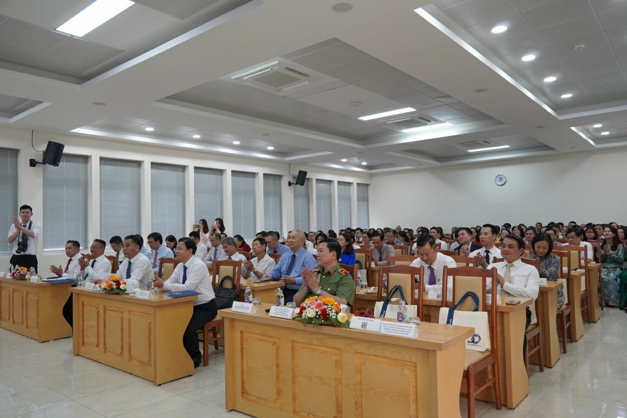 Ho Chi Minh City Department of Foreign Affairs Innovates Thinking, Steadily Integrates