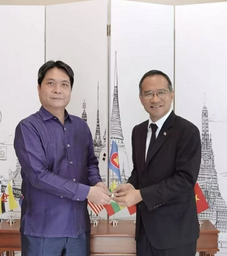Vietnam Consulate General assumes role as rotating Chair of ASEAN Consular Corps in China's Guangzhou Vietnam Consulate General assumes role as rotating Chair of ASEAN Consular Corps in China's Guangzhou