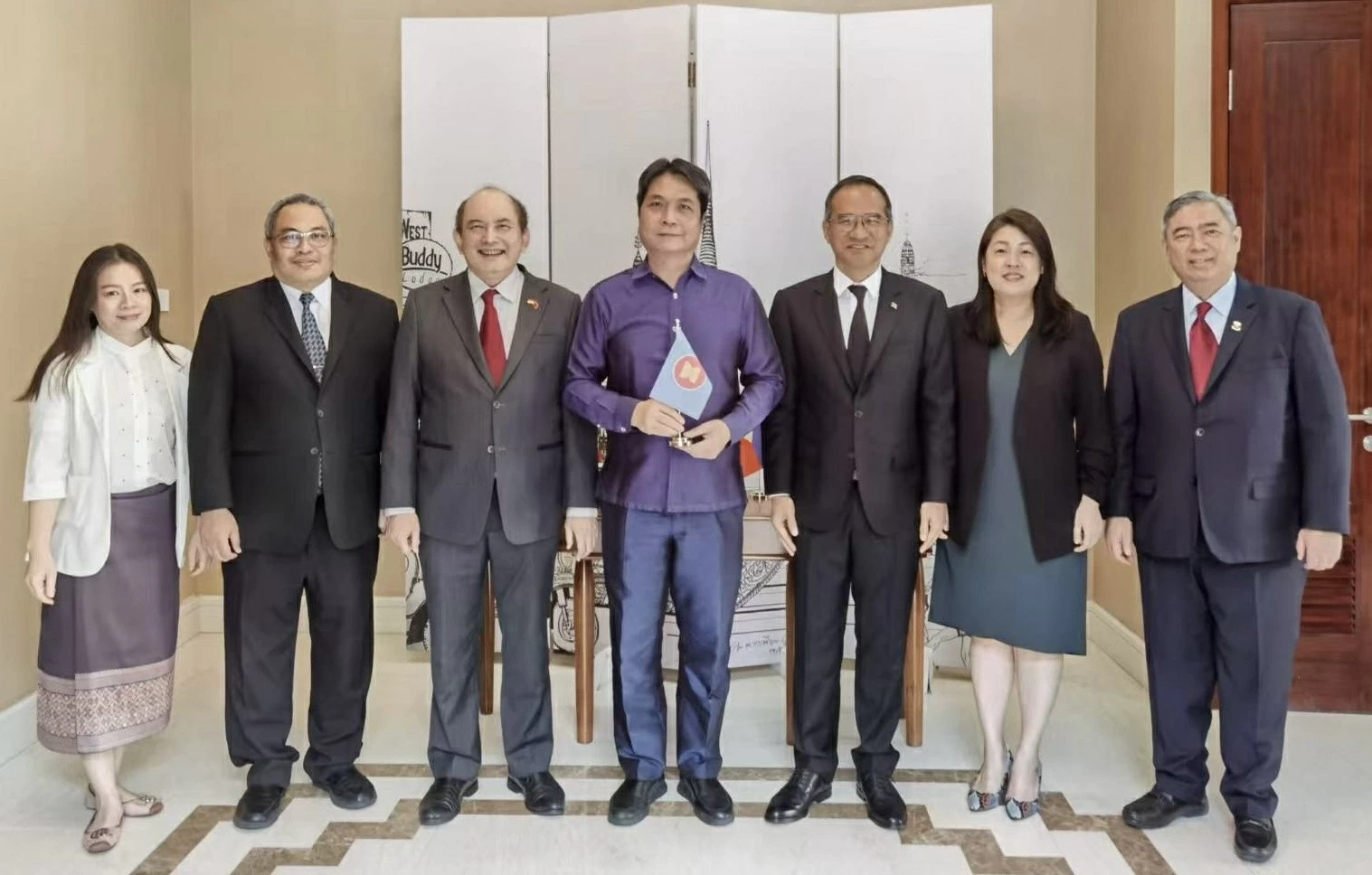 Vietnam Consulate General assumes role as rotating Chair of ASEAN Consular Corps in China's Guangzhou Vietnam Consulate General assumes role as rotating Chair of ASEAN Consular Corps in China's Guangzhou